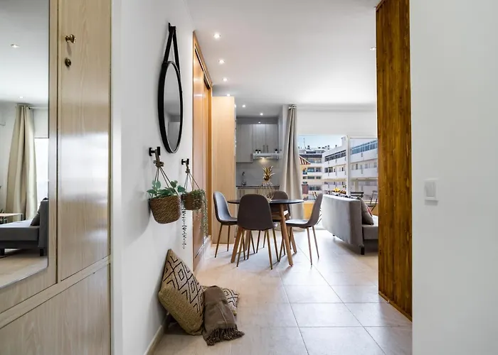 Sur Pyr Vista Mar * פואנגירולה