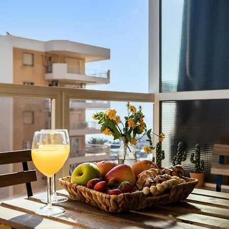 Sur Pyr Vista Mar * פואנגירולה